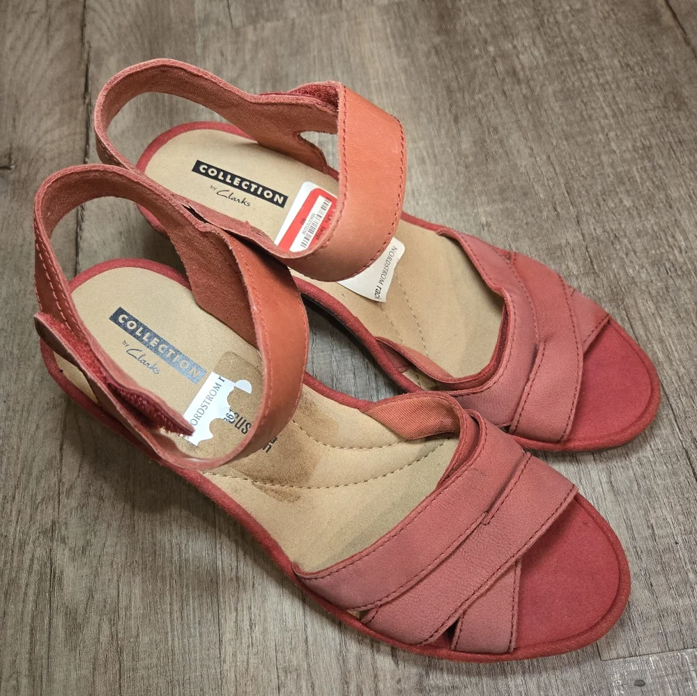 Clarks Sandals Red Small Heel Size 8‎ Nwob